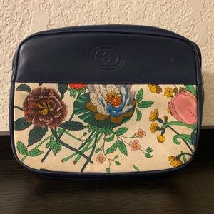 Gucci Vintage Flora Crossbody